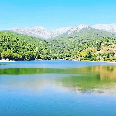 Apartamento Piso Centro Arenas: Mira Gredos *