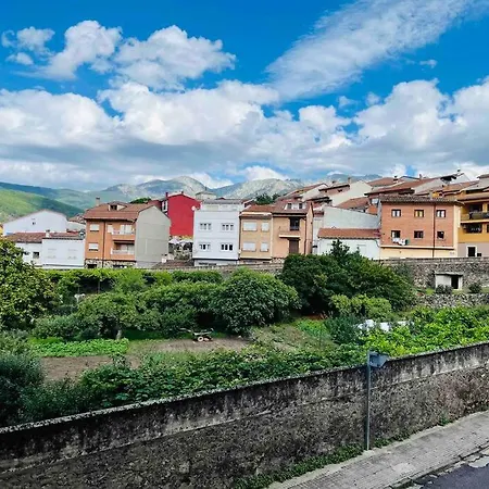 Piso Centro Arenas: Mira Gredos Apartment Arenas de San Pedro